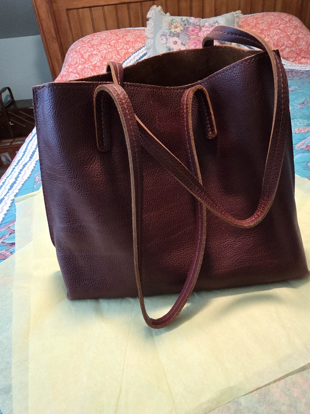 Portland Leather Goods Medium August Tote In Nutmeg
